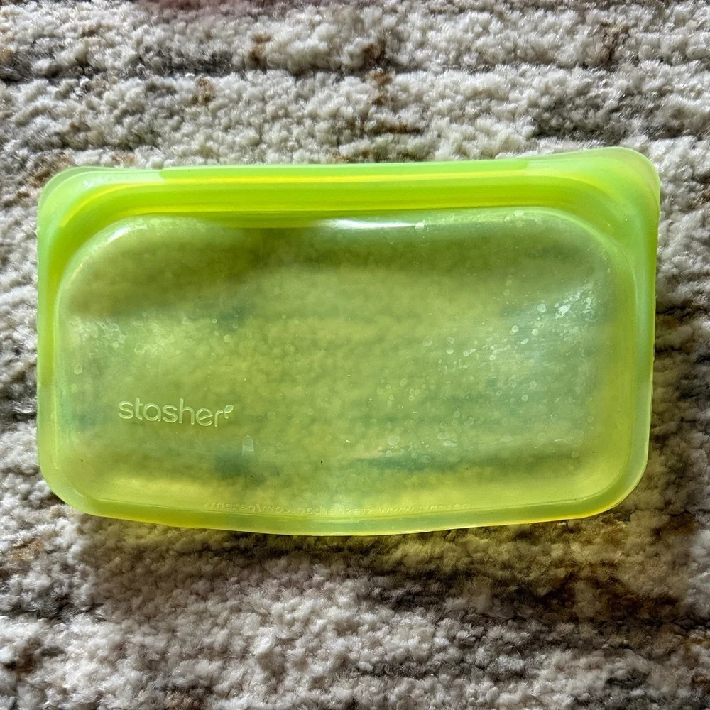 Stasher Reusable Silicone Food Storage Bag - Green - Picture 1 of 2